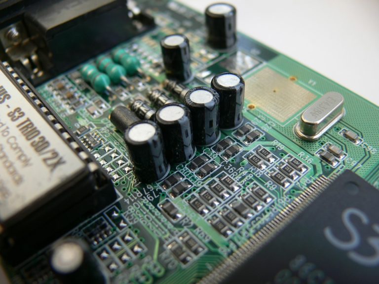 electronics-1480784_960_720