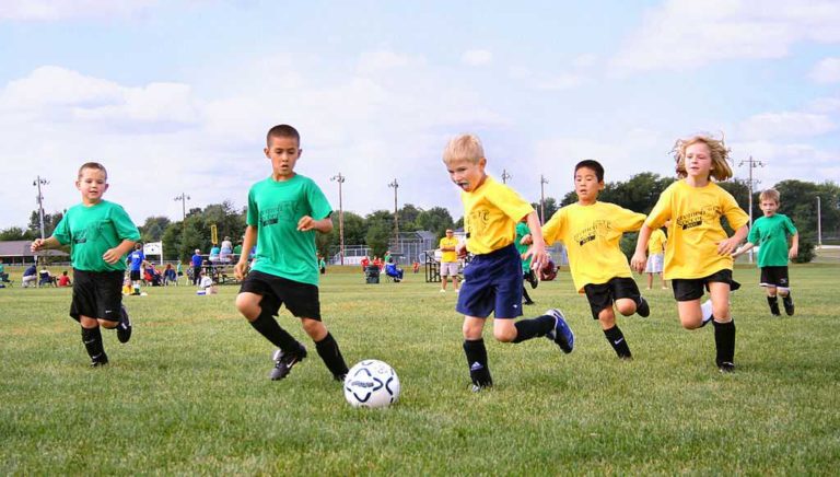 1024px-Youth-soccer-indiana_compressor